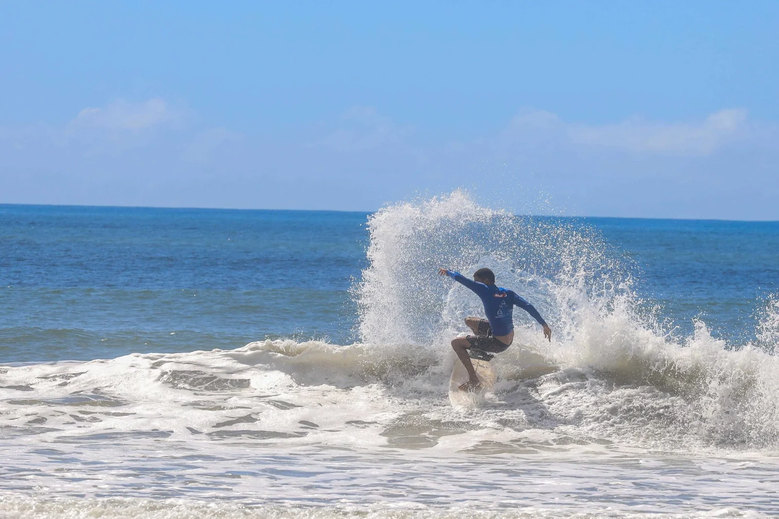 Circuito Sul Baiano de Surf 2025 agita a Praia do Norte em Ilhéus