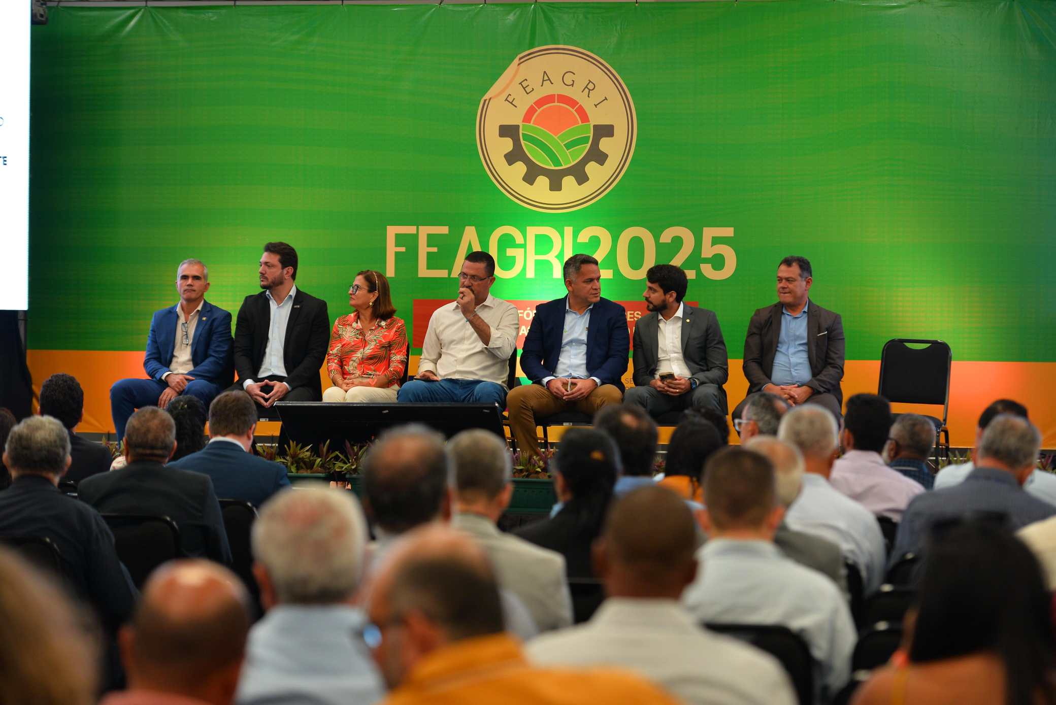 Primeiro dia do V Feagri reúne mais de 450 gestores municipais da agropecuária da Bahia