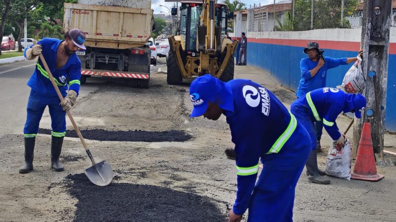 EMASA inicia a recuperação do piso da Avenida Manoel Chaves no trecho da implantação do Projeto Mais Água para a Cidade