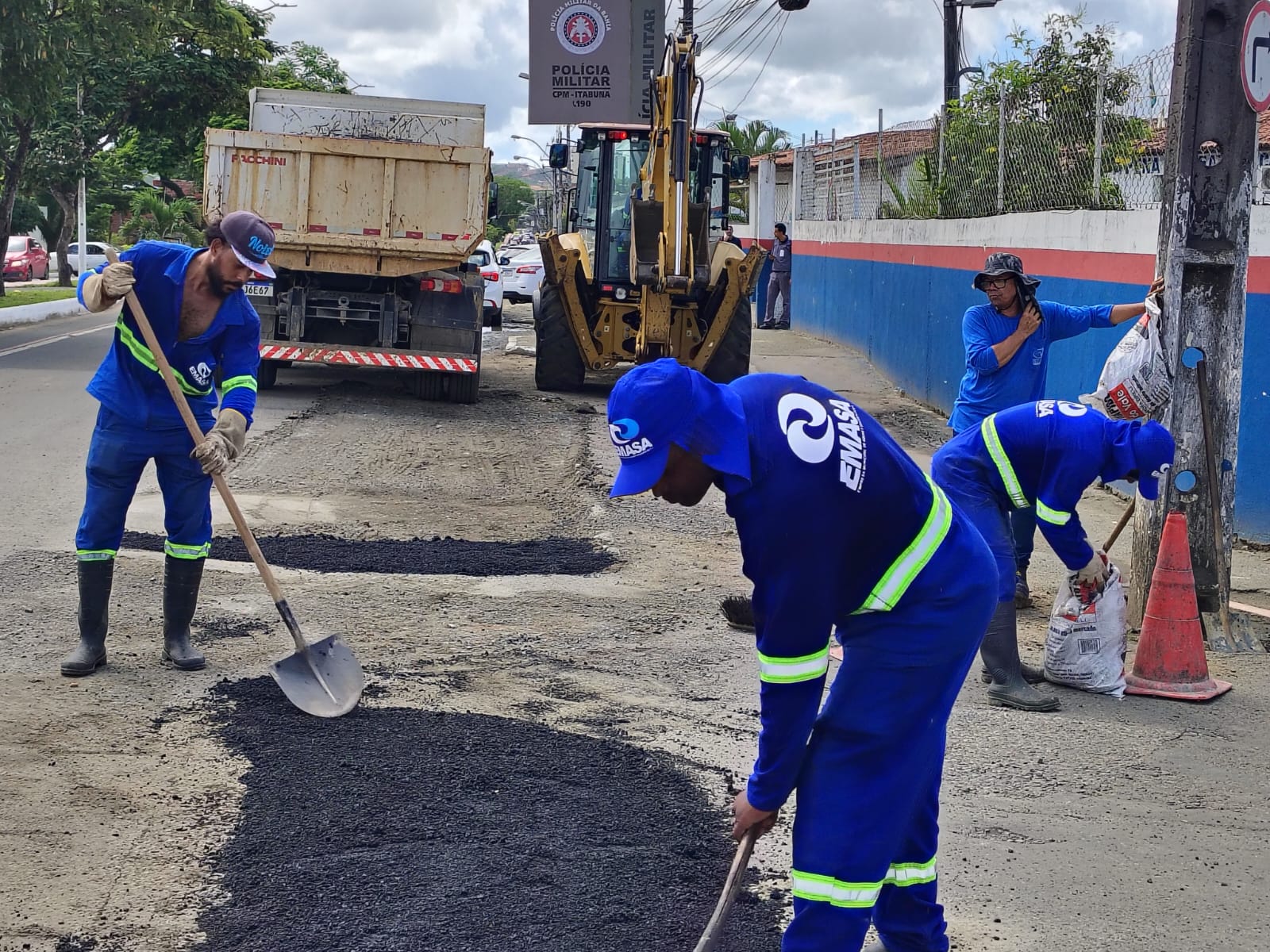 EMASA inicia a recuperação do piso da Avenida Manoel Chaves no trecho da implantação do Projeto Mais Água para a Cidade