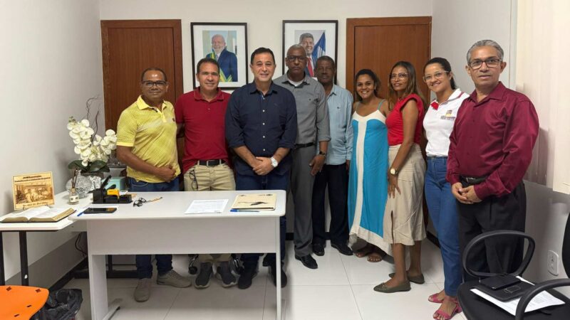Prefeito de Ibirapitanga se reúne com COMPLEIB para dialogar sobre o Dia dos Evangélicos