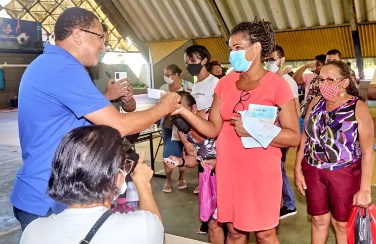 Prefeitura de Itabuna entrega nesta quinta e sexta-feira vouchers para famílias que receberão peixes e kits na Semana Santa