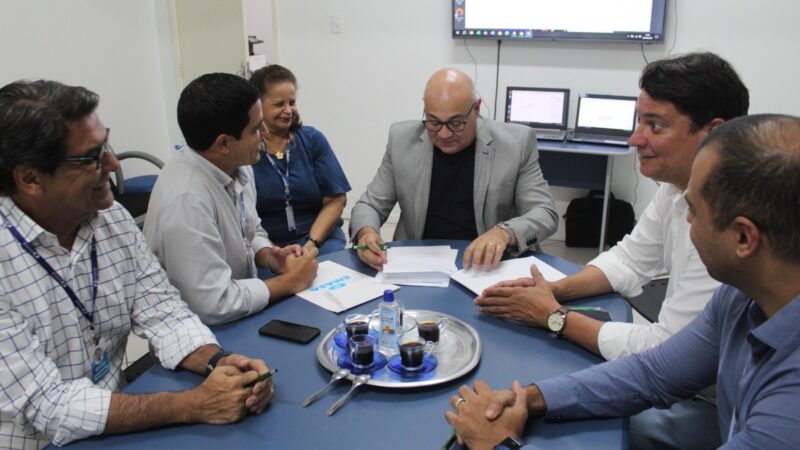 EMASA e UNEX firmam convênio de cooperação para capacitar colaboradores