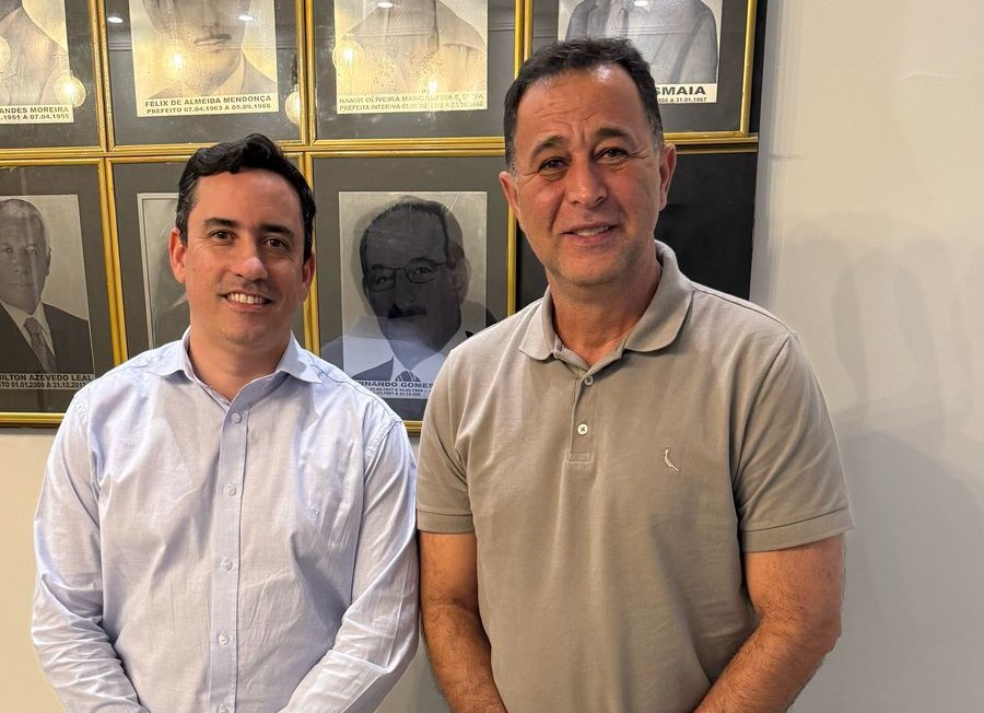 Prefeito de Ibirapitanga cobra melhorias na rede elétrica em reunião com presidente da Coelba