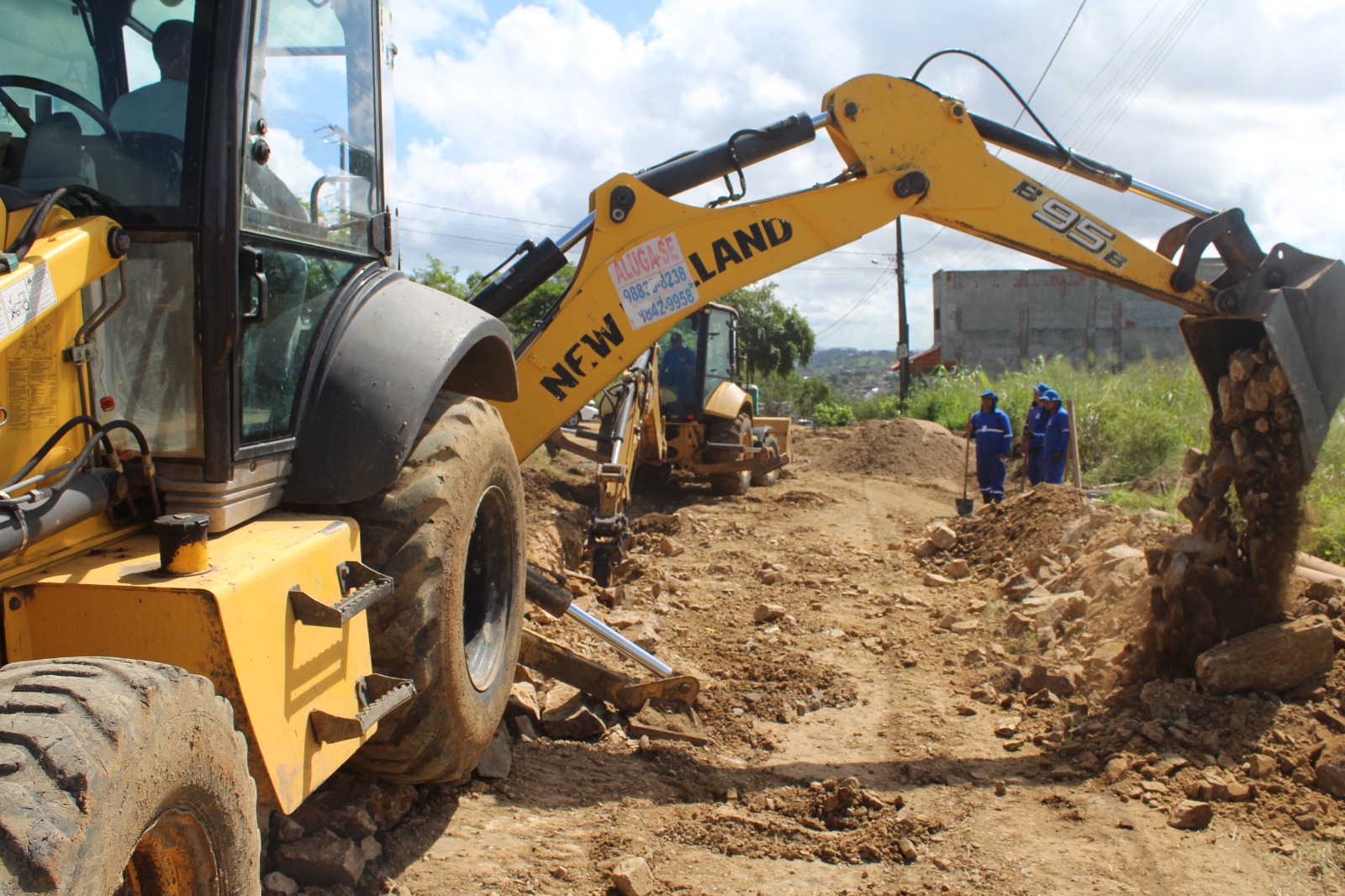 Obra de implantação de redes de água e esgoto no Jardim Cordier segue o cronograma da EMASA