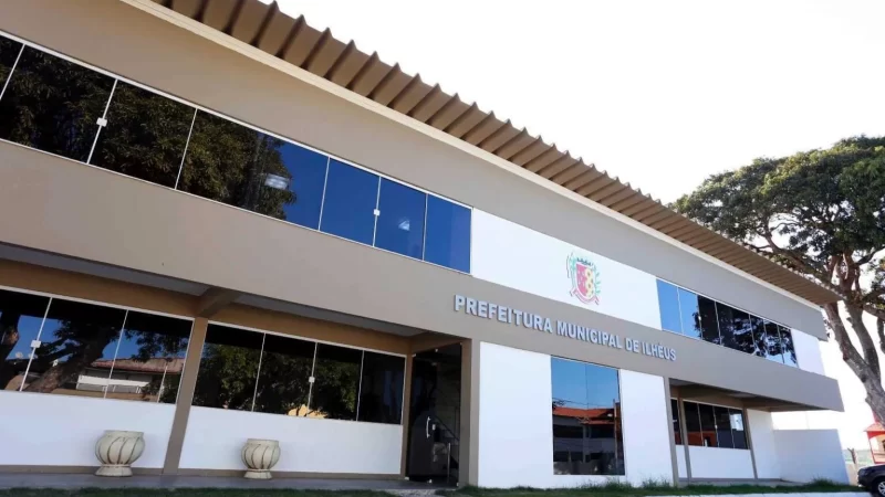 Prefeitura de Ilhéus propõe reajuste salarial de 5,53% a servidores e aumento do vale alimentação