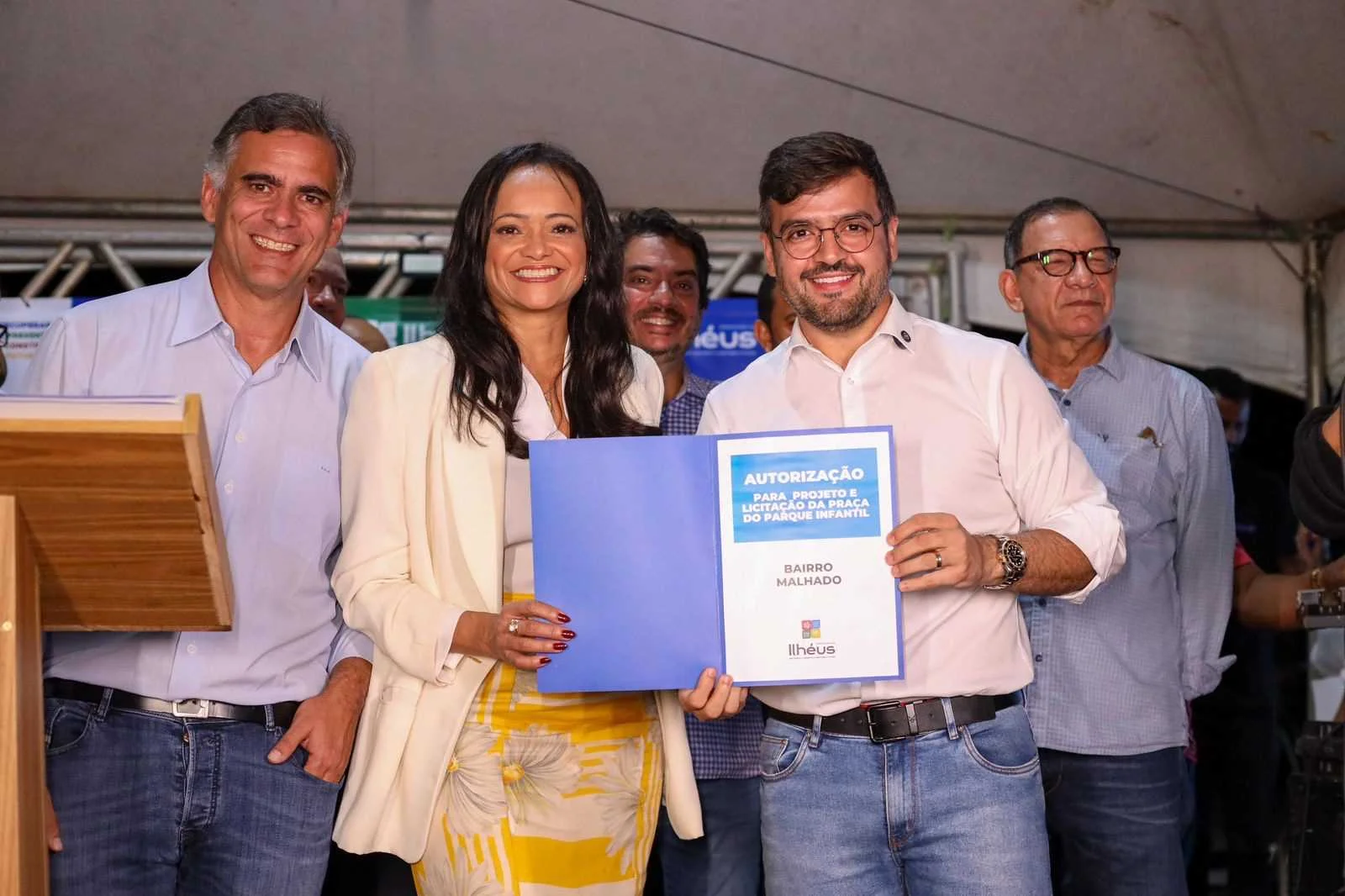 Prefeito Valderico Junior anuncia pacote de obras para valorização de espaços públicos
