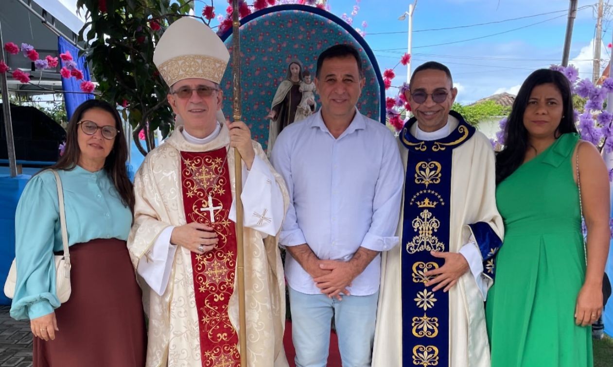 Ibirapitanga celebra o dia de Nossa Senhora do Carmo com fé e tradição