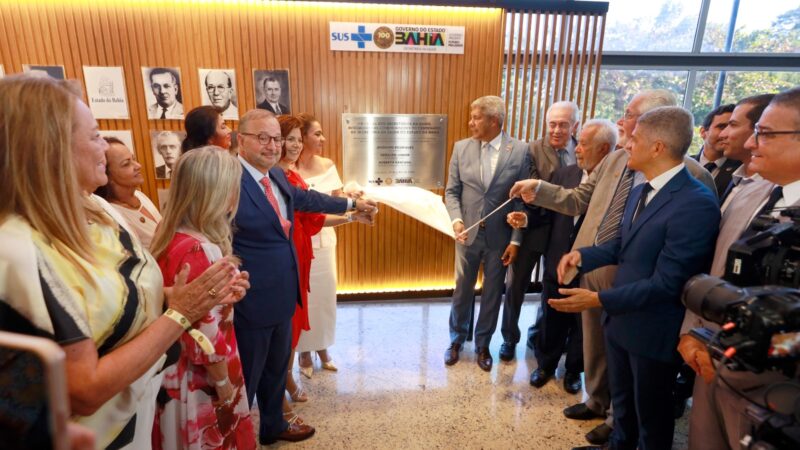Governo do Estado celebra 100 anos da Secretaria da Saúde com homenagens a antigos gestores e servidores