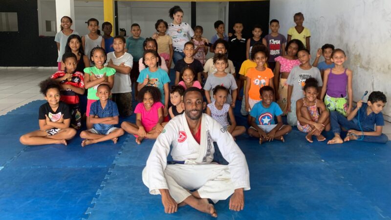 Prefeitura de Ibirapitanga implanta aulas de Jiu-jitsu, música e arte em contraturno escolar nas escolas Orlando de Carvalho e Edson Ramos