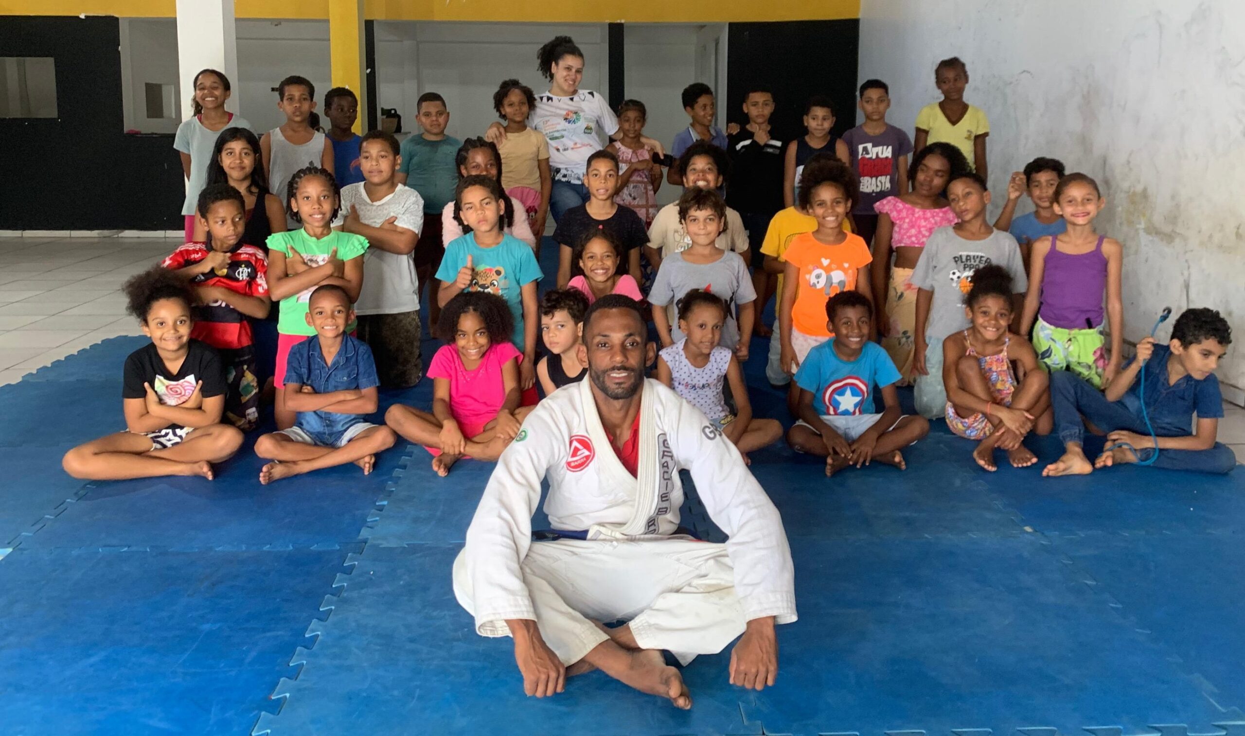 Prefeitura de Ibirapitanga implanta aulas de Jiu-jitsu, música e arte em contraturno escolar nas escolas Orlando de Carvalho e Edson Ramos