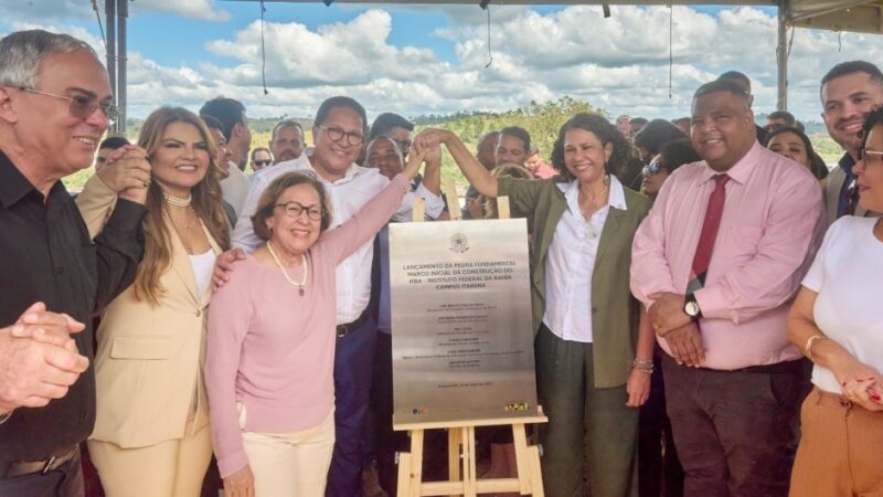 Prefeito Augusto Castro e reitora Luzia Mota lançam pedra fundamental do novo campus IFBA Itabuna
