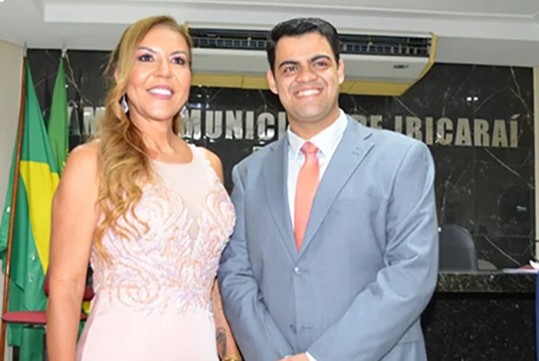 Monalisa retorna ao cargo de prefeita de Ibicaraí