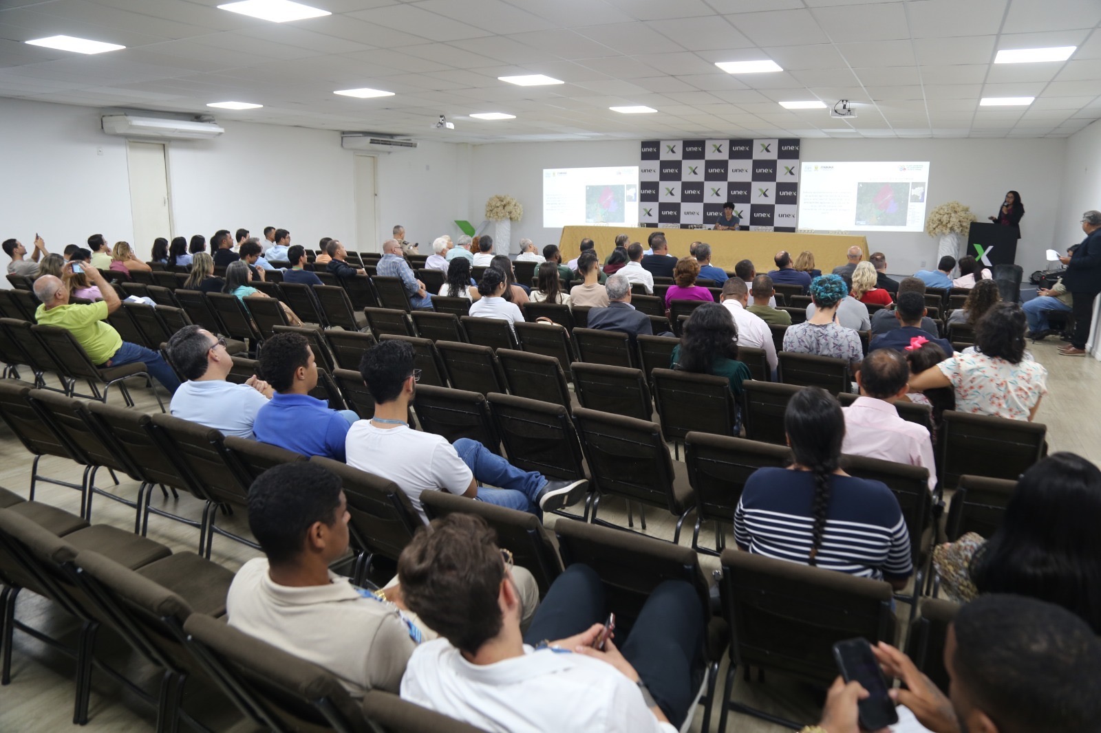 Prefeitura de Itabuna realiza 1ª Oficina Pública de Revisão do Plano Municipal de Saneamento Básico