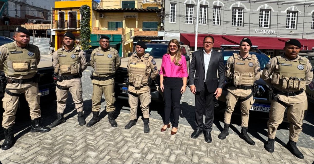 Prefeito Augusto Castro prestigia entrega de viaturas a Itabuna pela Secretaria da Segurança Pública