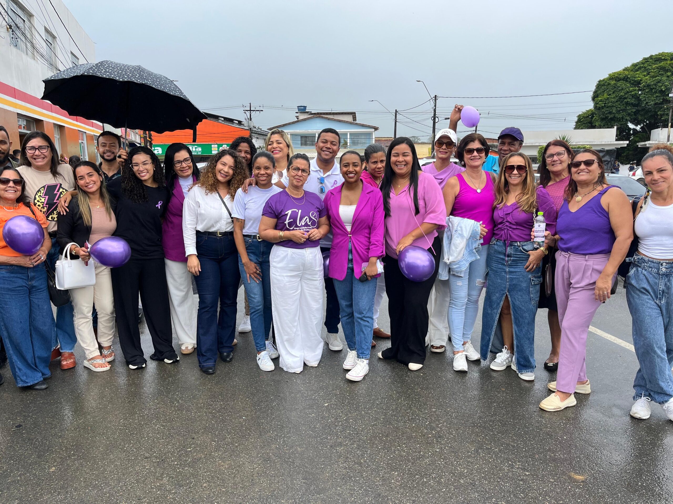 Prefeitura de Ibirapitanga promove caminhada pelo fim da violência contra a mulher