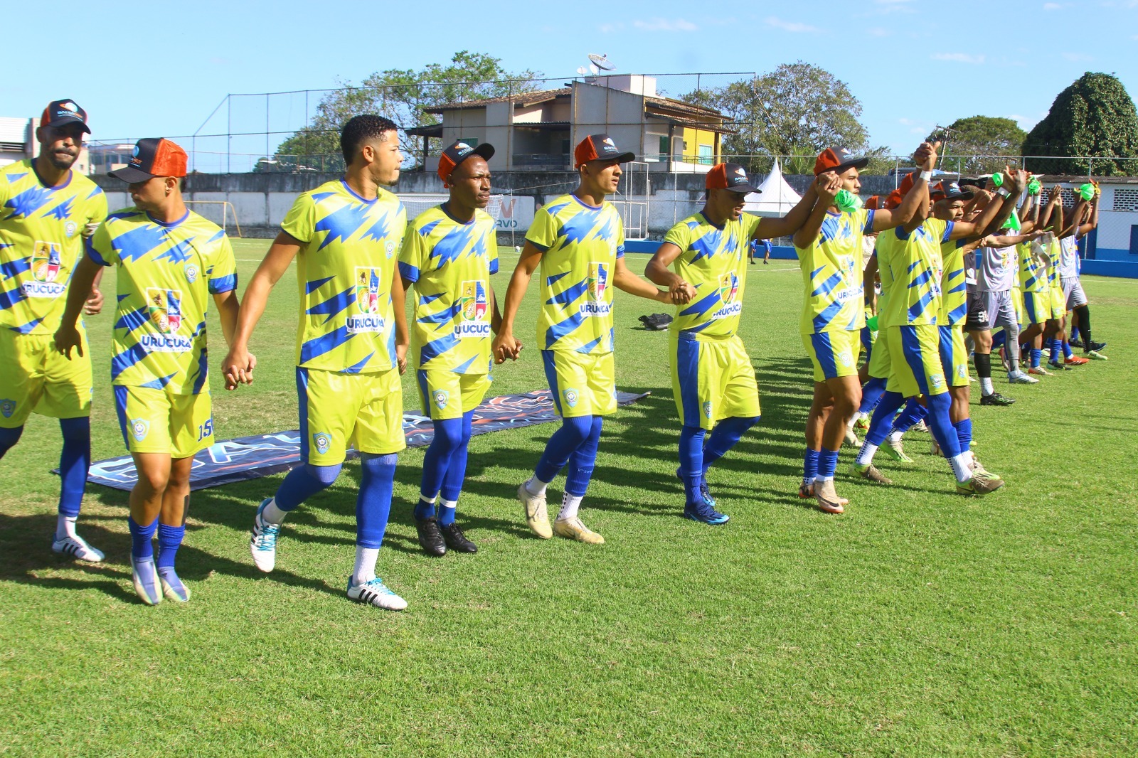 URUÇUCA GOLEIA ALCOBAÇA NO FERREIRÃO E AVANÇA NO INTERMUNICIPAL