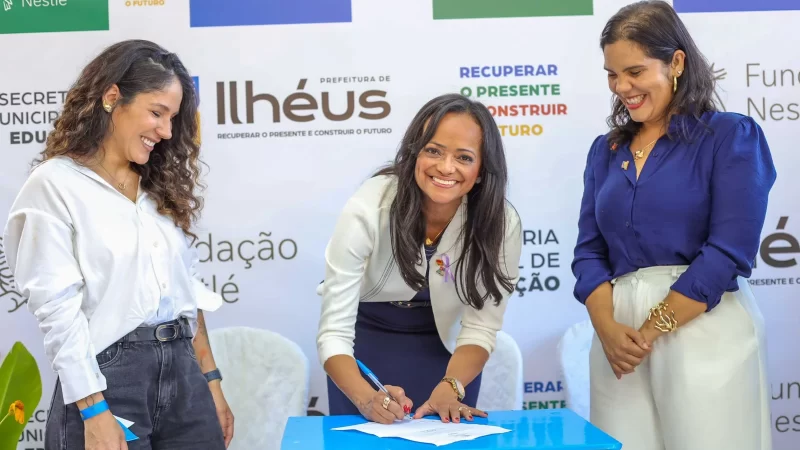 Olivença ganha escola modelo com horta educativa e bebedouro de água tratada