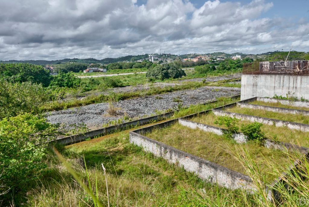 Agentes de Fiscalização da Prefeitura de Itabuna intensificam ações e notificam construção na área ETE do Novo Lomanto