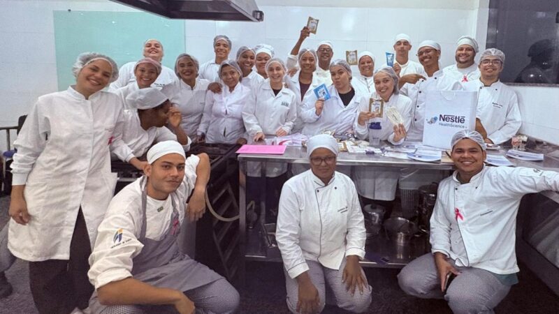 Outubro Rosa: Em Ilhéus, estudantes de Nutrição e Gastronomia criam receitas para pacientes que dependem de suplementação nutricional