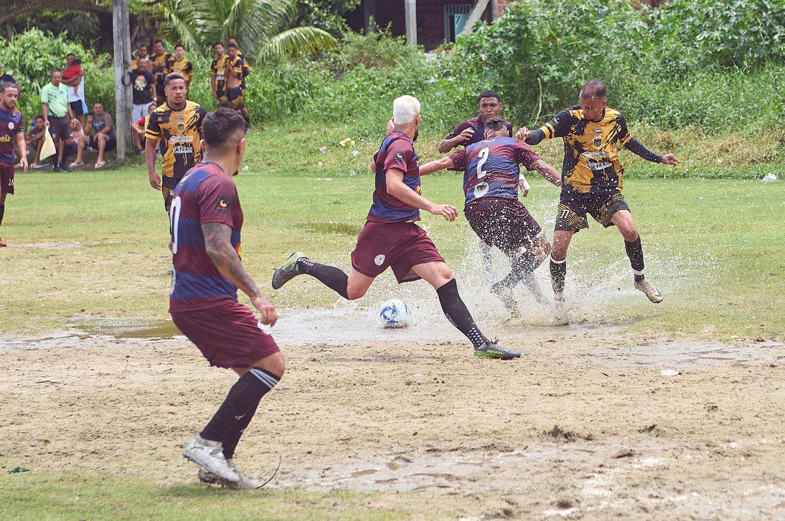 Chuvas não tiraram o brilho da 3ª rodada do Campeonato Interbairros de Futebol de Itabuna, mesmo com campos pesados