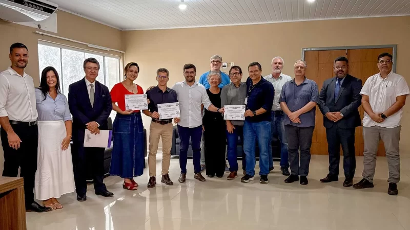 Prefeito Valderico Junior entrega Certificado de Entidade Inovadora a instituições de Ilhéus