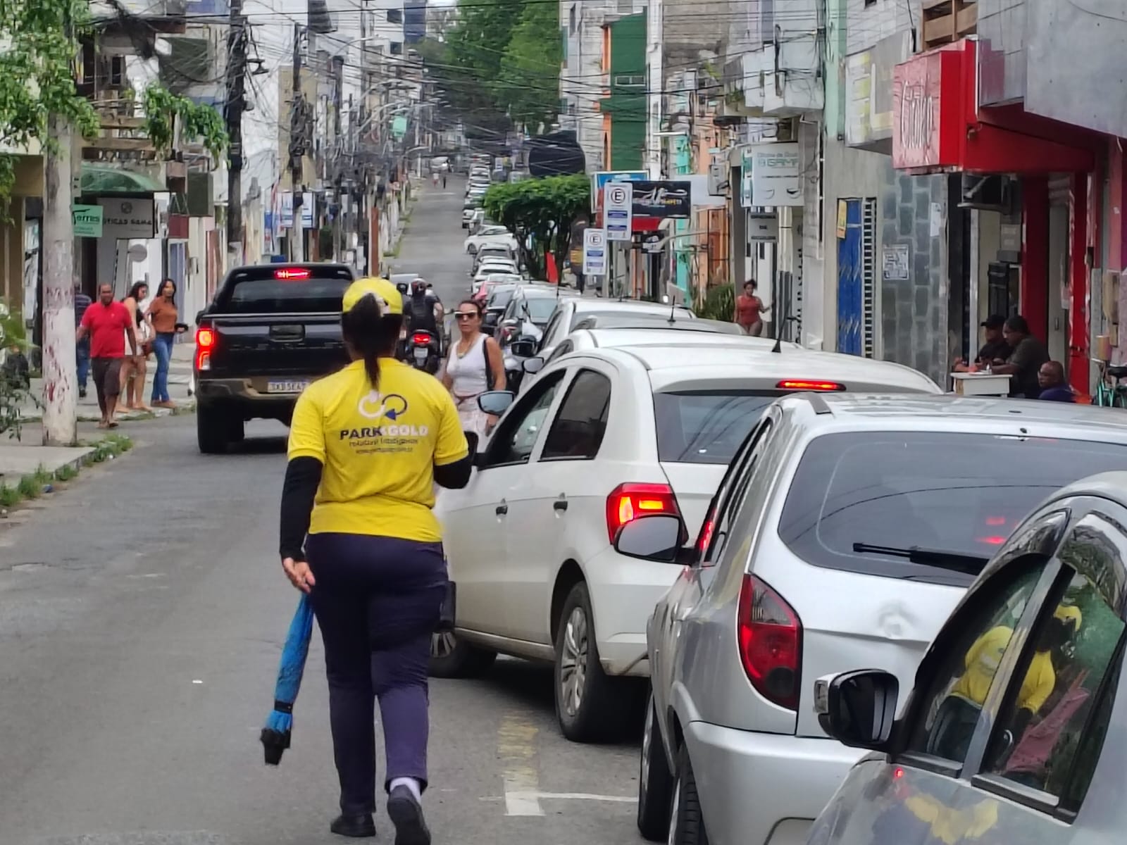 Prefeito Augusto Castro notifica Park Gold para em 24 horas promover ajustes na zona azul