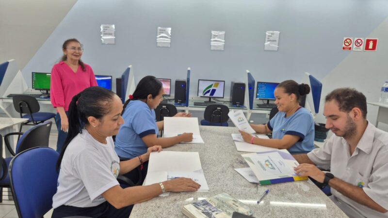 Faculdade de Ilhéus promove minicurso de Auxiliar de Biblioteca e valoriza capacitação profissional