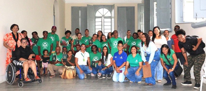 AACRRI promove capacitação para catadores doprograma “Reciclando para Viver Melhor”, em Ilhéus