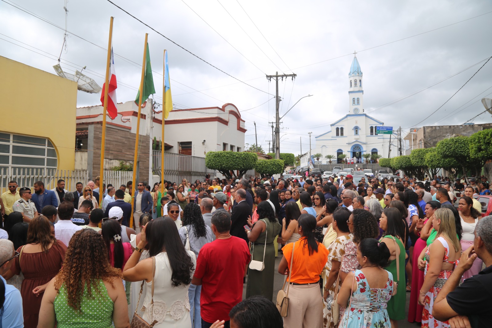 URUÇUCA CELEBRA 73 ANOS COM ENTREGA DE OBRAS E PRESENÇA DE AUTORIDADES