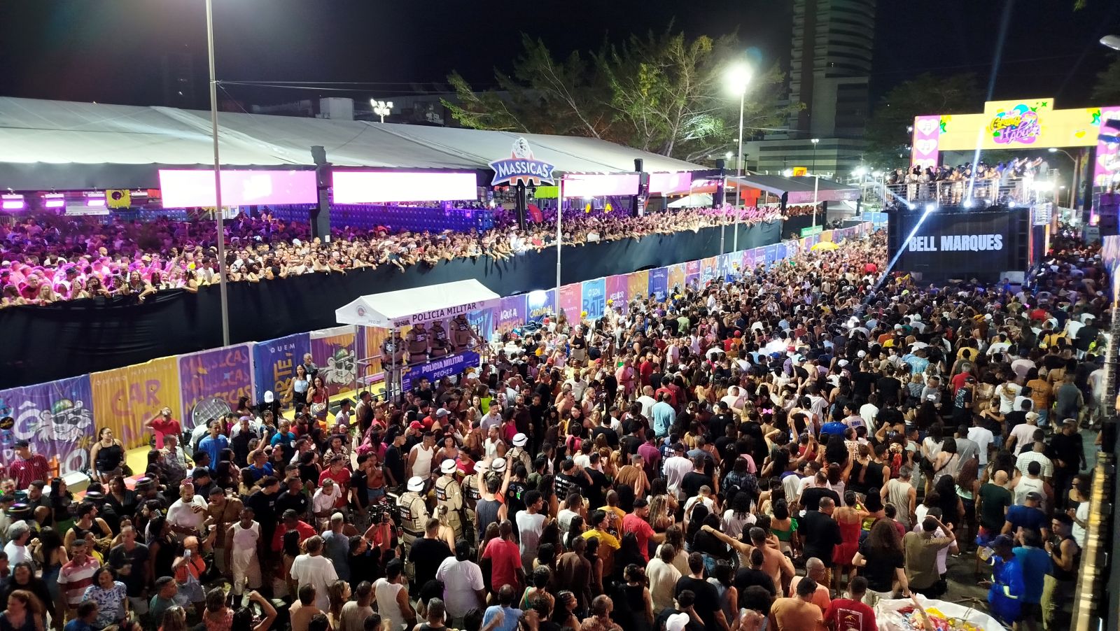 Carnaval Antecipado atrai mais de 100 mil pessoas à segunda noite da festa, segundo a PM