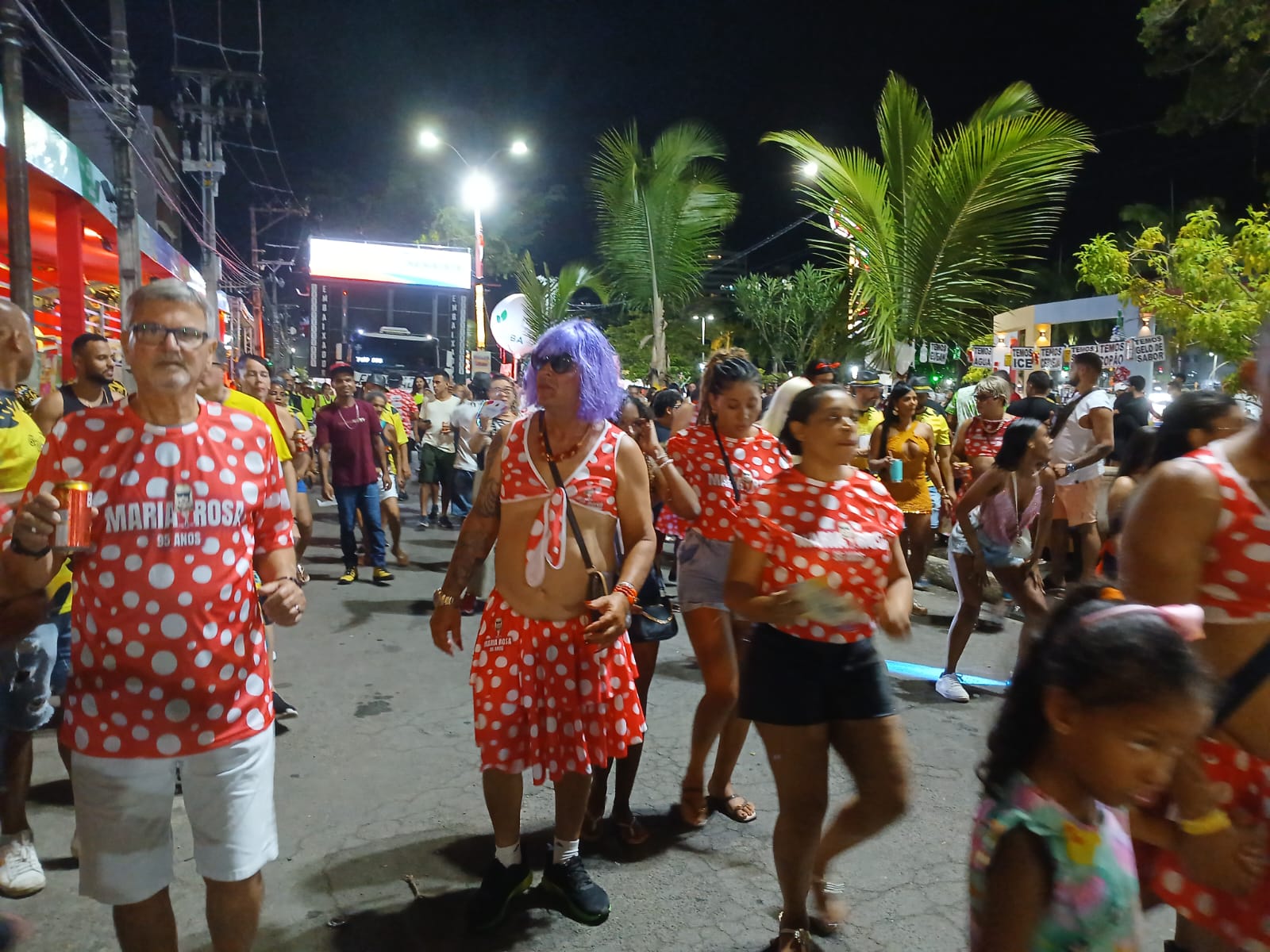 Blocos tradicionais e fiéis de religiões de matriz africana brincam na 3ª. noite do Carnaval Antecipado Itabuna
