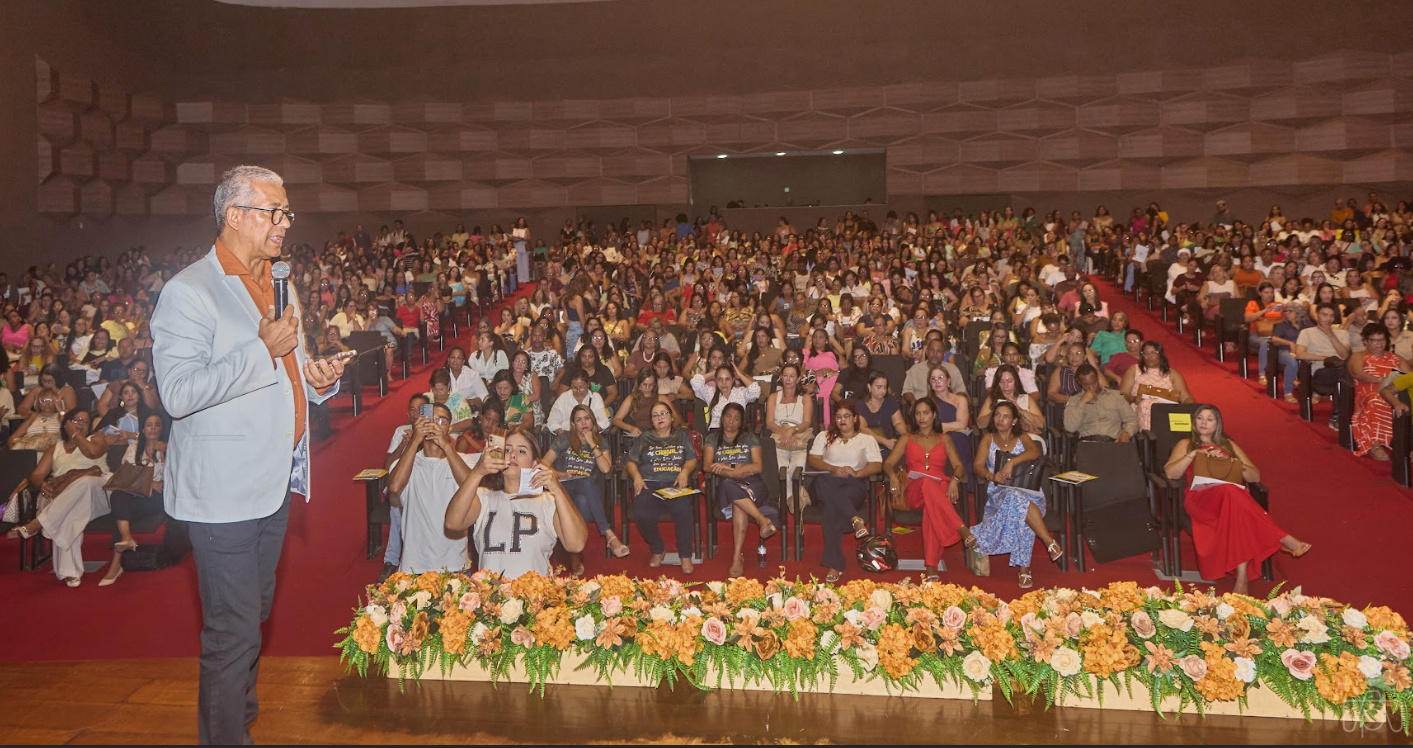 Participação das famílias no processo educacional e crianças e adolescentes é defendida na abertura da Jornada Pedagógica de Itabuna