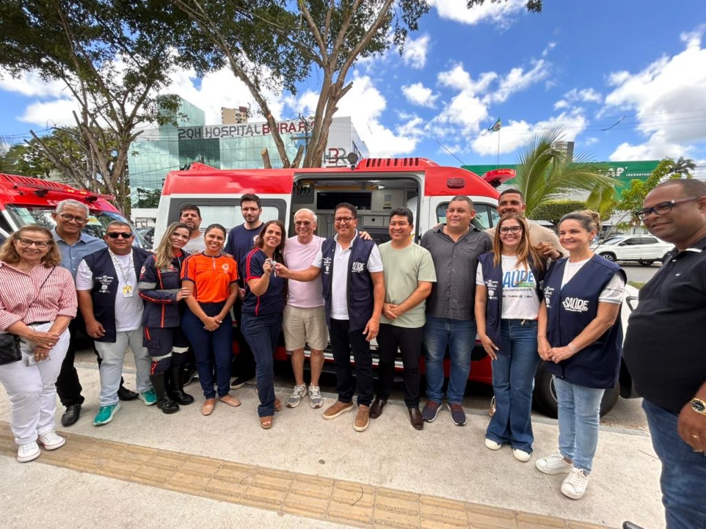 Prefeitura de Itabuna recebe três ambulâncias e um Odontomóvel dos governos federal e estadual