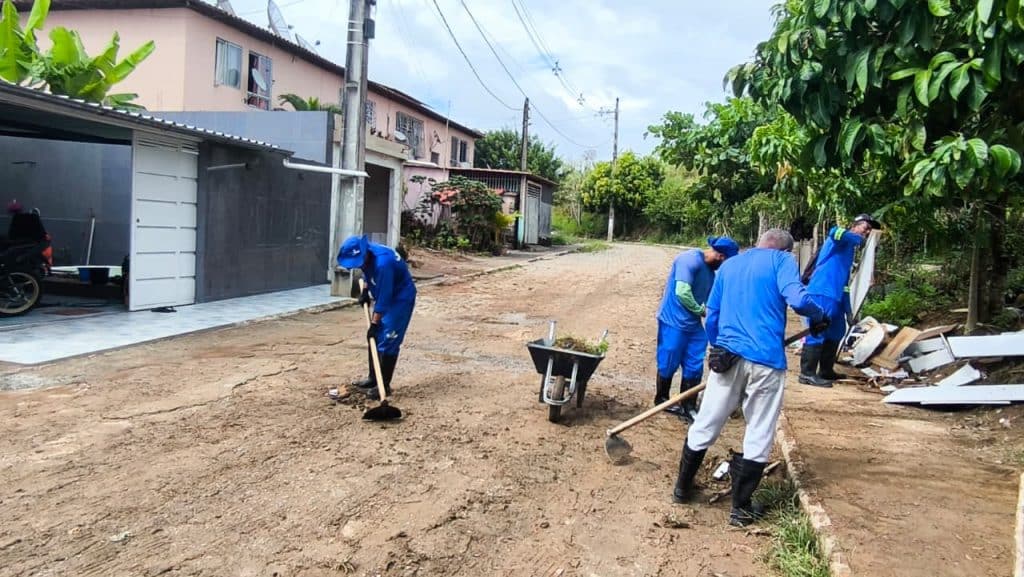 Prefeitura de Itabuna continua com a execução de serviços essenciais de prevenção em bairros e condomínios