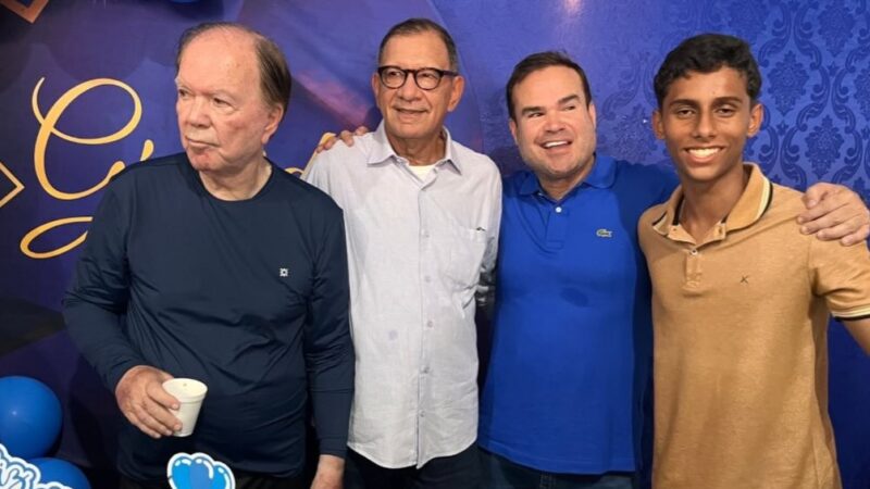 Jabes Ribeiro celebra aniversário de 74 anos ao lado de lideranças políticas Zé Cocá é citado como possível vice na chapa de ACM Neto