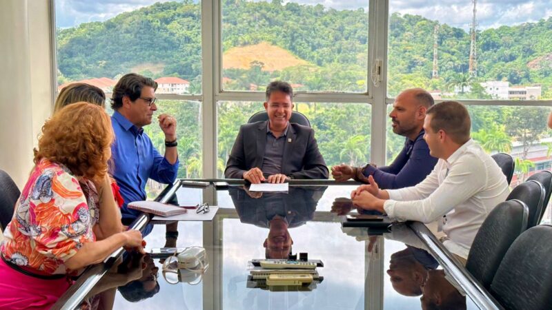 EMASA visita UESC e reforça diálogo institucional para futuras parcerias