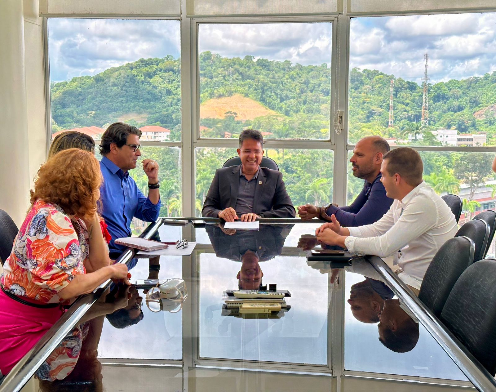 EMASA visita UESC e reforça diálogo institucional para futuras parcerias