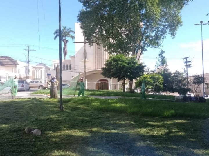 Prefeito Augusto Castro autoriza abertura de processo de concorrência pública para a requalificação da Praça Laura Conceição