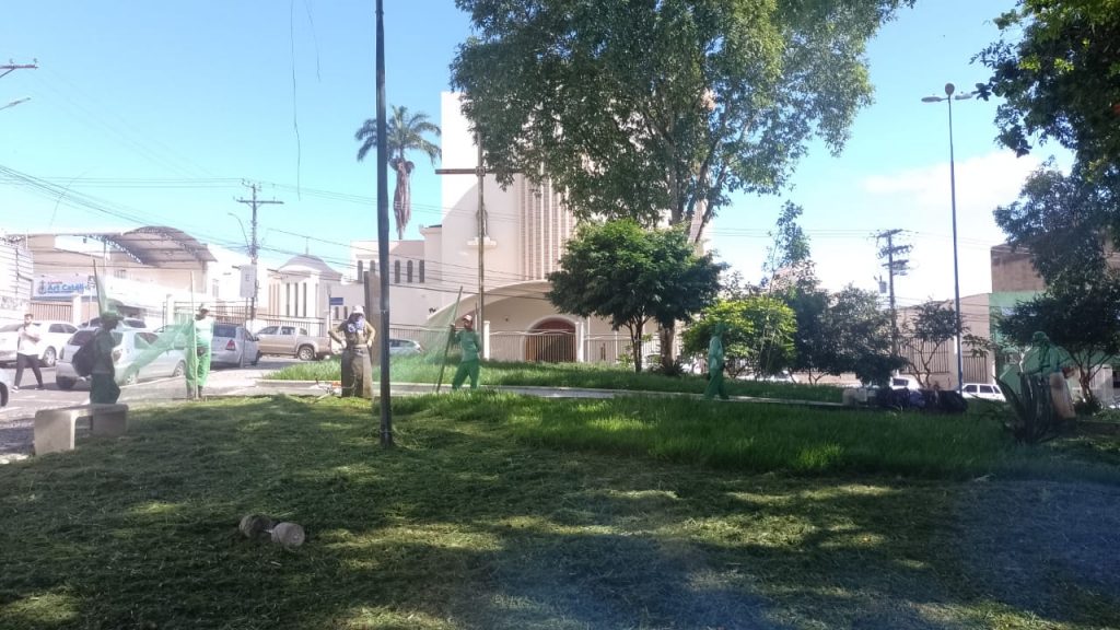 Prefeito Augusto Castro autoriza abertura de processo de concorrência pública para a requalificação da Praça Laura Conceição