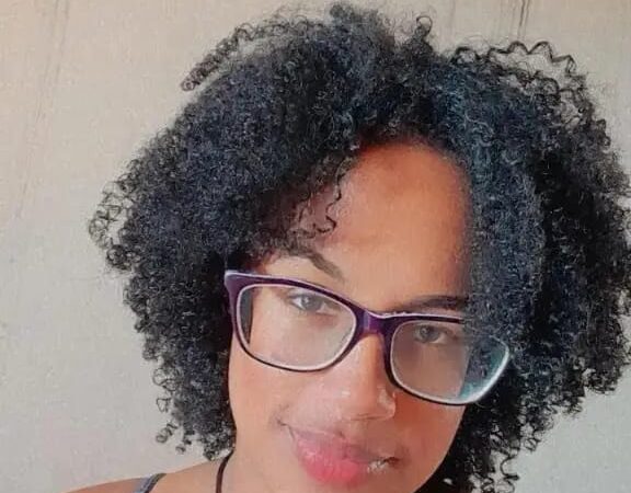 Formada na Faculdade de Ilhéus, enfermeira Beatriz Iasmin inicia Residência Multiprofissional em Saúde da Família na Uesc