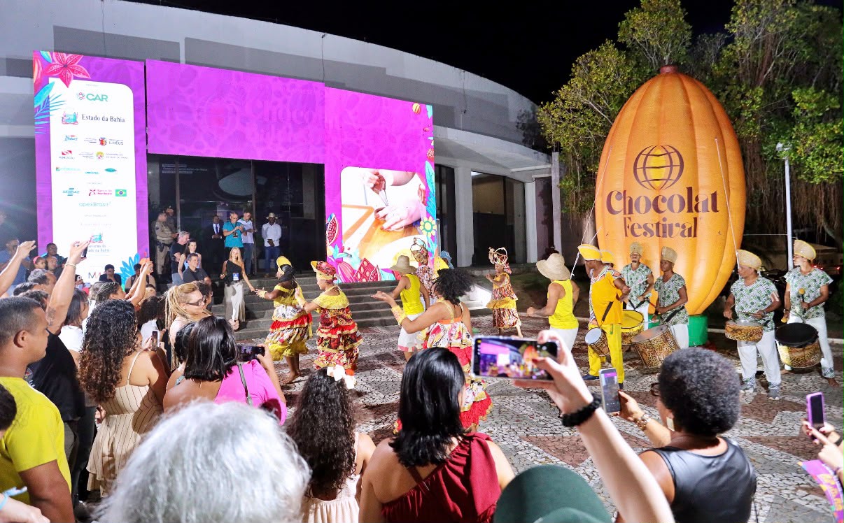 Feira de negócios, Cozinha Show, escultura de chocolate e atrações culturais: Chocolat Bahia inaugura edição histórica em Ilhéus