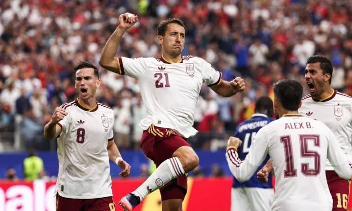 Espanha vence, elimina a França e garante vaga na final da Copa do Mundo