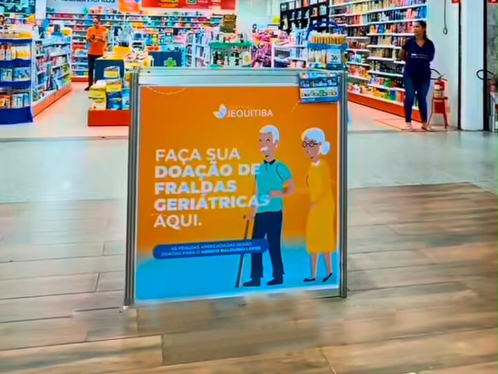 Shopping Jequitibá entrega fraldas geriátricas para abrigo de idosos em Itabuna