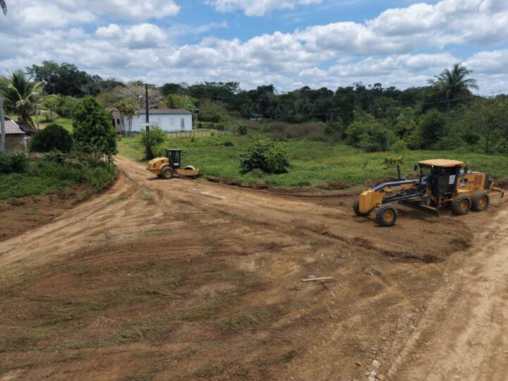 Prefeitura realiza patrolamento de estradas no assentamento João Amazonas