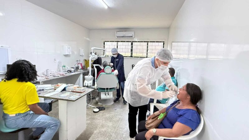 Prefeitura de Ilhéus entrega mais 120 próteses dentárias à população